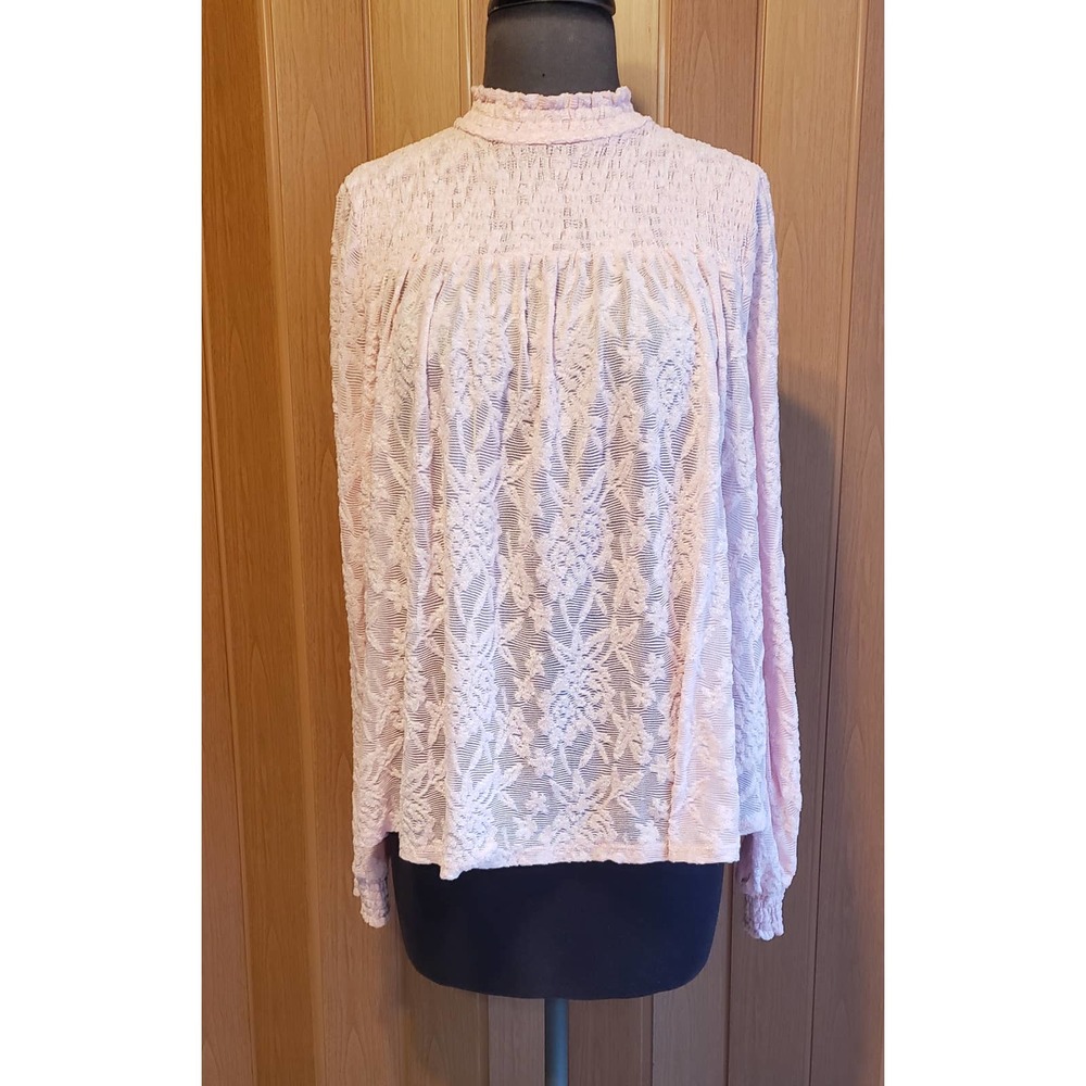 Cupio size medium pink long sleeve blouse